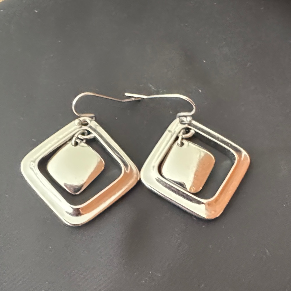 Shiny Silver Tone Square Drop Earrings